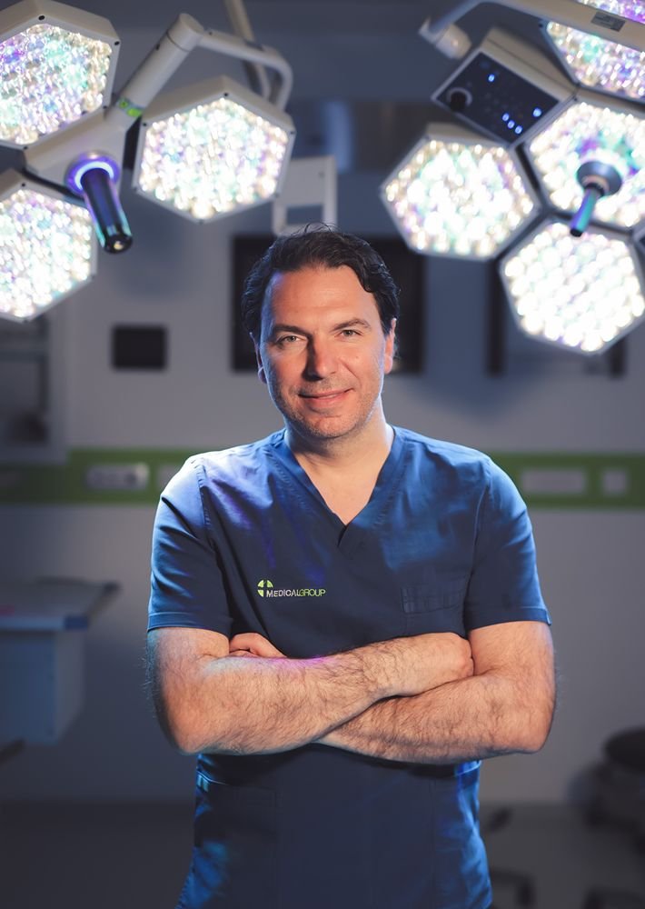 Dr Nikola Baroš - plastična i estetska hirurgija